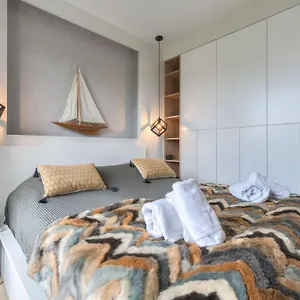  Apartment Waterlane Island - Riverview Pool, Spa, Gym & Parking By Downtown